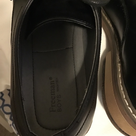 🔥Best offers, Freeman’s boys size 4.5M, great condition, normal sole wear - Picture 4 of 5